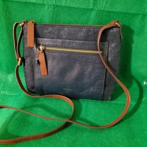 Fossil Leather Navy and Tan Crossbody Bag